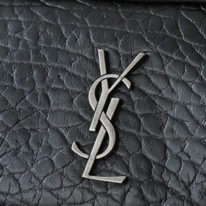 【AT4136】サンローラン（Saint Laurent）のNikiミニショルダーバッグ - エレガントな羊革素材とYSLロゴデザインが魅力的 | YSL