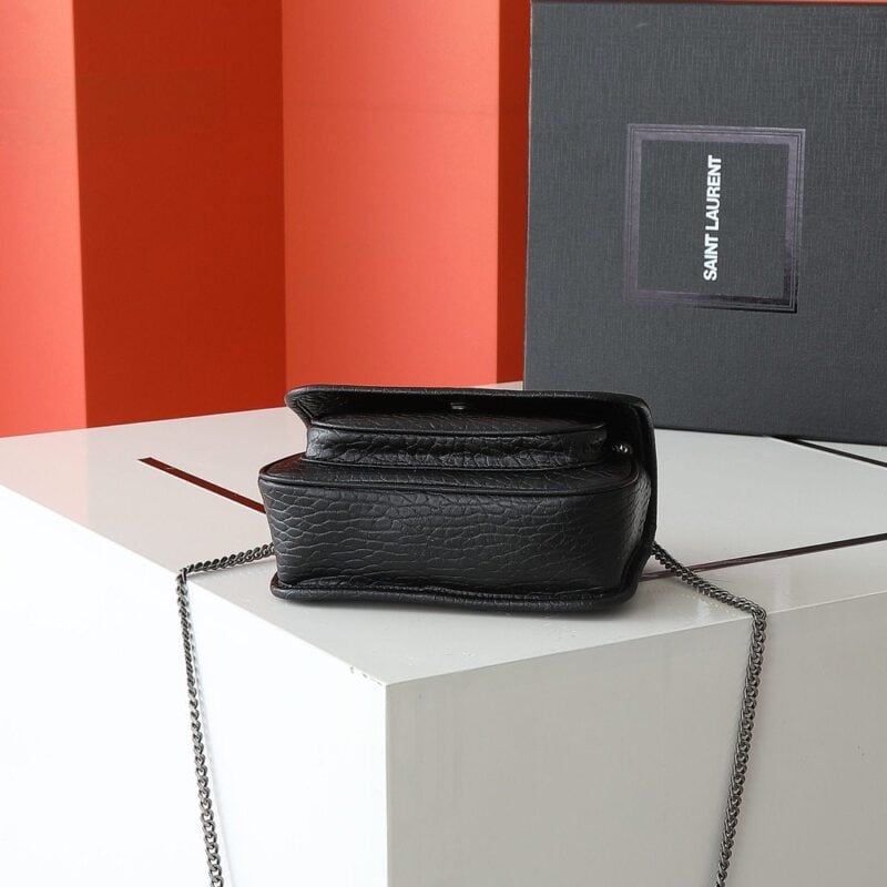 【AT4136】サンローラン（Saint Laurent）のNikiミニショルダーバッグ - エレガントな羊革素材とYSLロゴデザインが魅力的 | YSL