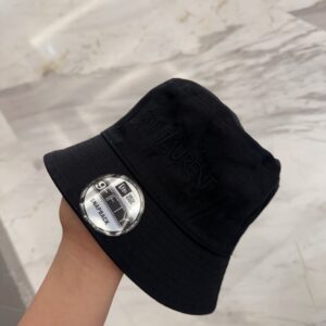 【AT4154】🖤 YSL × New Era コラボ黒色バケットハット Saint Laurent × New Era 9FIFTY スナップバックバケットハット YSL