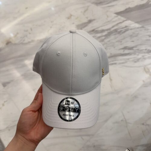 【AT4155】🧢 サンローラン × ニューエラ コラボレーションモデル 純白9FORTYベースボールキャップ YSL