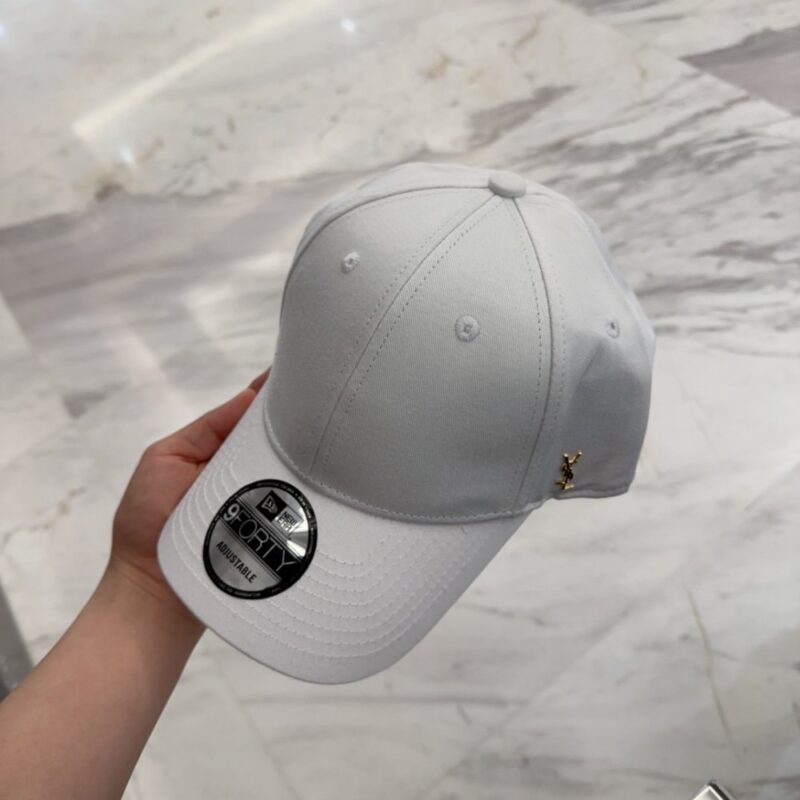 【AT4155】🧢 サンローラン × ニューエラ コラボレーションモデル 純白9FORTYベースボールキャップ YSL
