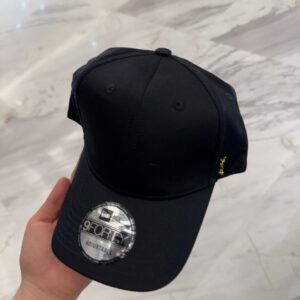 【AT4156】🖤 サンローラン × ニューエラ コラボ 9FORTY ブラックベースボールキャップ YSL