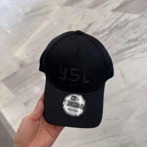【AT4160】🖤 サンローラン x ニューエラ® YSL立体刺繍ベースボールキャップ トレンドのブラックカラー | ユニセックス | サイズ調整可能 🧢 YSL