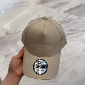 【AT4164】🧢 サンローラン 刺繍クラシック カーキ色9FORTYベースボールキャップ | NEW ERAコラボ YSL✨