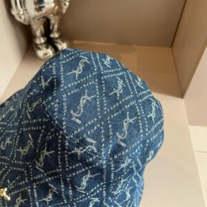 【AT4169】🧢✨ YSL 刺繍ロゴ入りデニムバケットハット ✨🧢 男女兼用でスタイリッシュなコーデにぴったりの逸品！