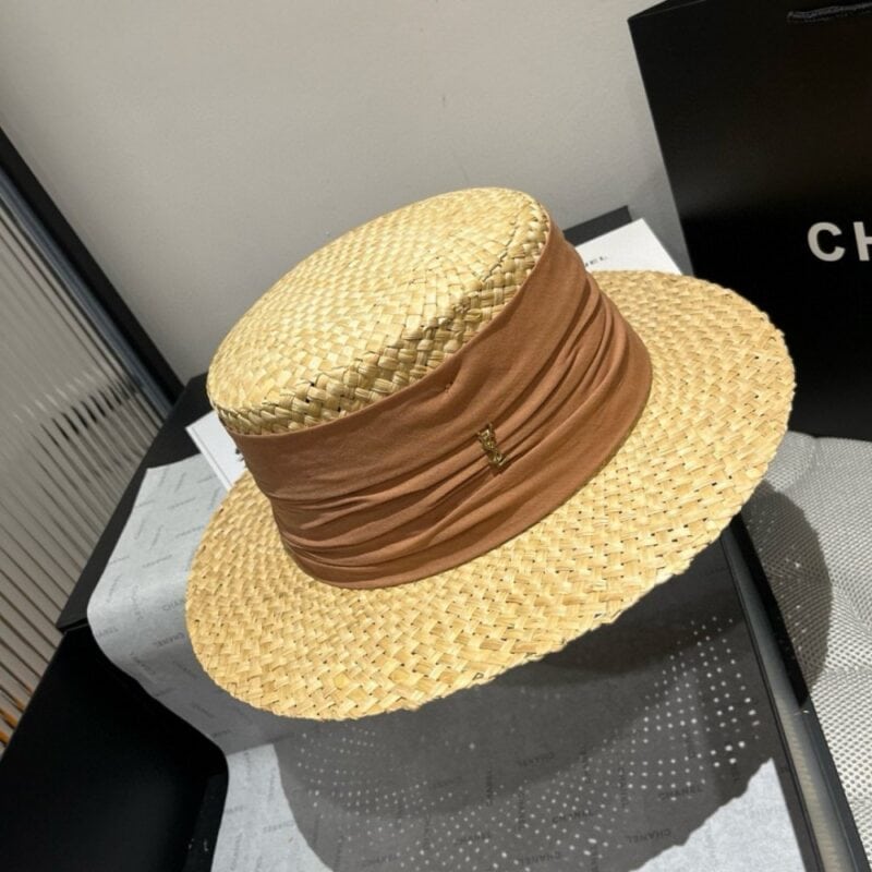 【AT4170】🌾 サンローラン パリ限定草編み帽子🧢エレガントでレトロなデザイン YSL