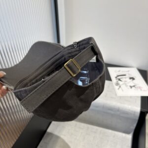 【AT5876】バレンシアガの都市ファッショントレンドキャップ | 都市散歩とカジュアルな集まりに最適 | Balenciaga