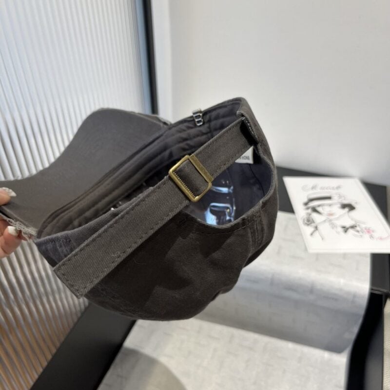 【AT5876】バレンシアガの都市ファッショントレンドキャップ | 都市散歩とカジュアルな集まりに最適 | Balenciaga