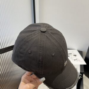 【AT5876】バレンシアガの都市ファッショントレンドキャップ | 都市散歩とカジュアルな集まりに最適 | Balenciaga