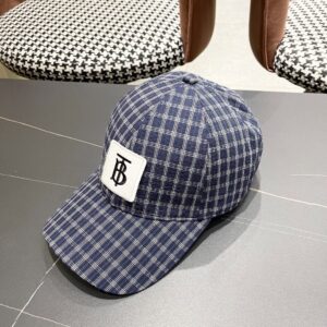【AT5885】バーバリーブルーチェック柄キャップ - 英国のファッションと都会のエレガンスが融合 | Burberry London