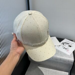 【AT5892】シャネルのエレガントなダックビルキャップ - 贅沢なファッションアート | Chanel
