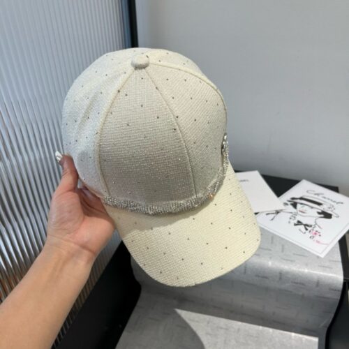 【AT5892】シャネルのエレガントなダックビルキャップ - 贅沢なファッションアート | Chanel