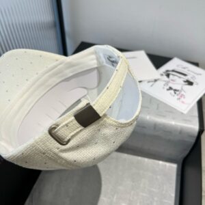 【AT5892】シャネルのエレガントなダックビルキャップ - 贅沢なファッションアート | Chanel