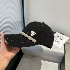 【AT5893】シャネルキャップ - エレガントな水晶ビーズチェーン付き帽子 | Chanel Paris