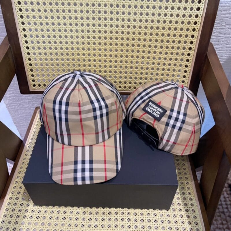 【AT5903】バーバリーのクラシックチェック柄ベースボールキャップ - 高品質素材、快適なフィット感 | Burberry London