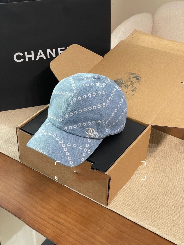 【AT5912】シャネル デニムキャップ - エレガントでおしゃれなデザイン | Chanel