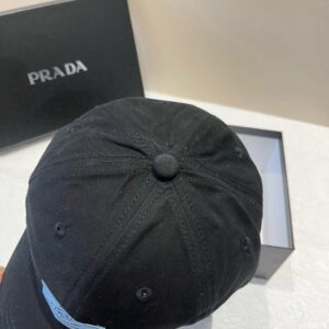 【AT5915】プラダ Prada 2025新作 エレガント＆ストリート感満載のキャップ | Prada Italy