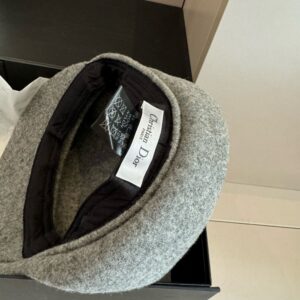 【AT5924】ディオールのエレガントなウール画家帽子 | Dior