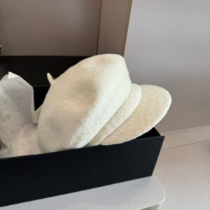 【AT5926】ディオールの羊毛画家帽: フランス風優雅なアーチ型帽子 | Dior