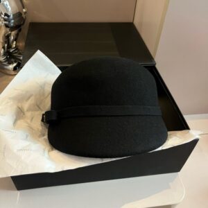 【AT5927】セリーヌ Celine 2024年秋冬コレクション ブラックウールダックビルキャップ | Céline