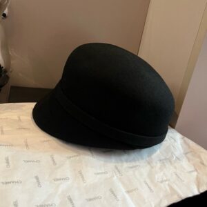 【AT5927】セリーヌ Celine 2024年秋冬コレクション ブラックウールダックビルキャップ | Céline