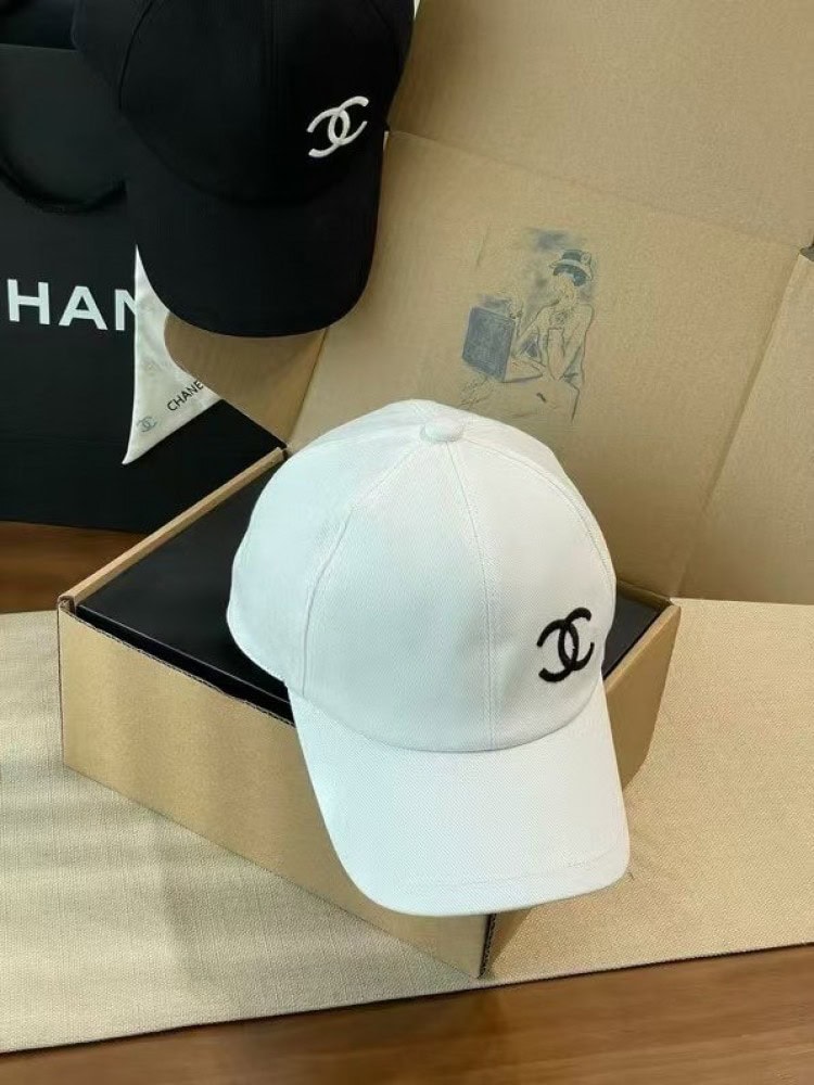 【AT5930】シャネルのクラシックベースボールキャップ - 高級ファッションブランドのエレガントなアクセサリー | Chanel Paris