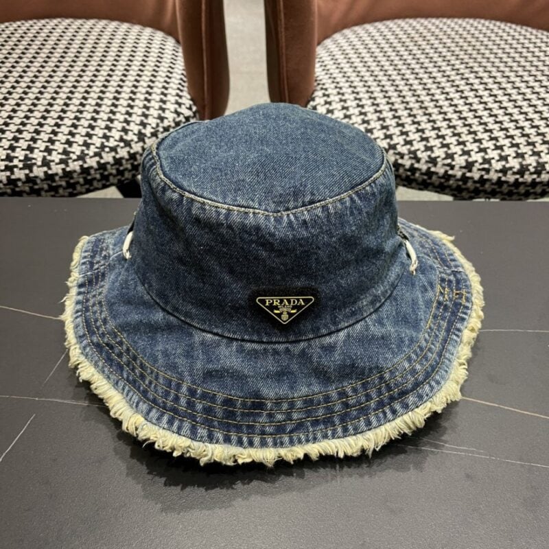 【AT5942】プラダのデニムフィッシャーハット | 夏の都会スタイルに最適！ | Prada Italy