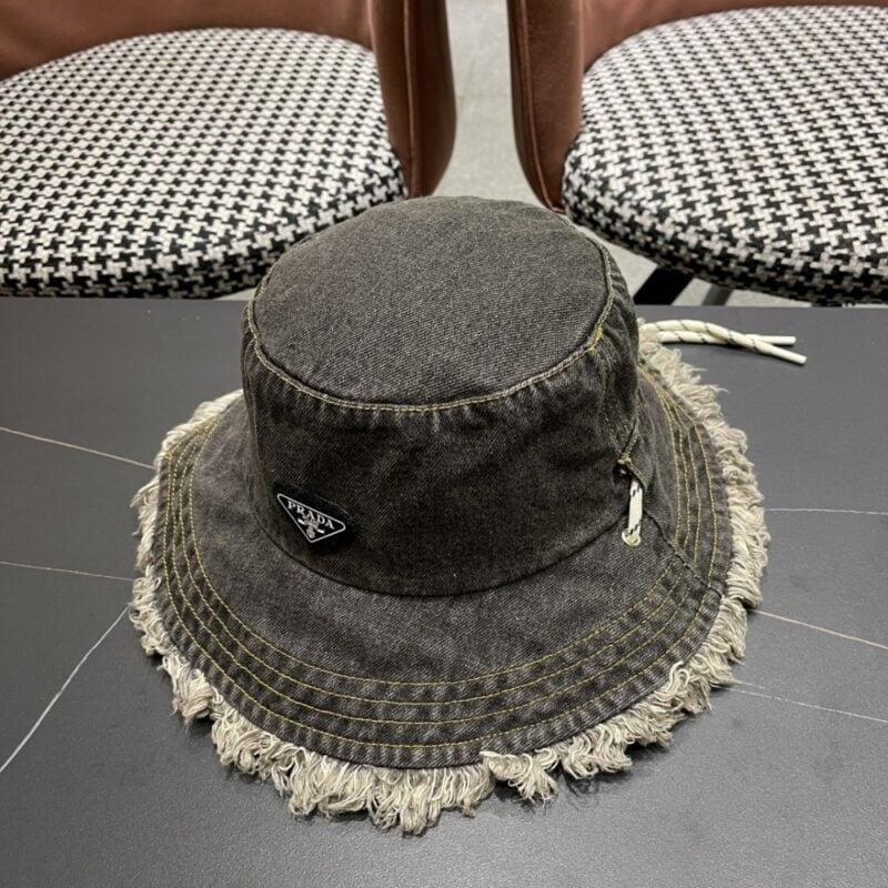 【AT5943】Pradaデニムフィッシャーマンハット-ストリートファッションとイタリアンラグジュアリー | Prada Milano
