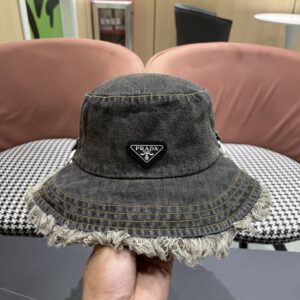 【AT5943】Pradaデニムフィッシャーマンハット-ストリートファッションとイタリアンラグジュアリー | Prada Milano
