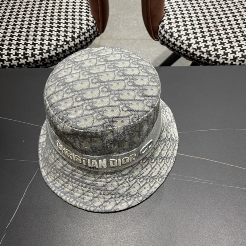 【AT5945】ディオール（Dior）の花柄フィッシャーハット - 繊細な灰白色のトーンで優雅な質感 | Christian Dior