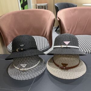 【AT5951】ディオール(Dior) クラシックな編み帽子 - フレンチエレガンスとファッション性を兼ね備えた夏のスタイル | Christian Dior