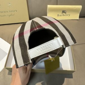 【AT6004】バーバリークラシックチェック柄キャップ | Burberry London