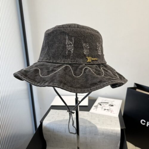 【AT6016】ギャングス ウォッシュデニムフィッシャーマンハット - ストリートファッションとエレガントな融合 | Louis Vuitton