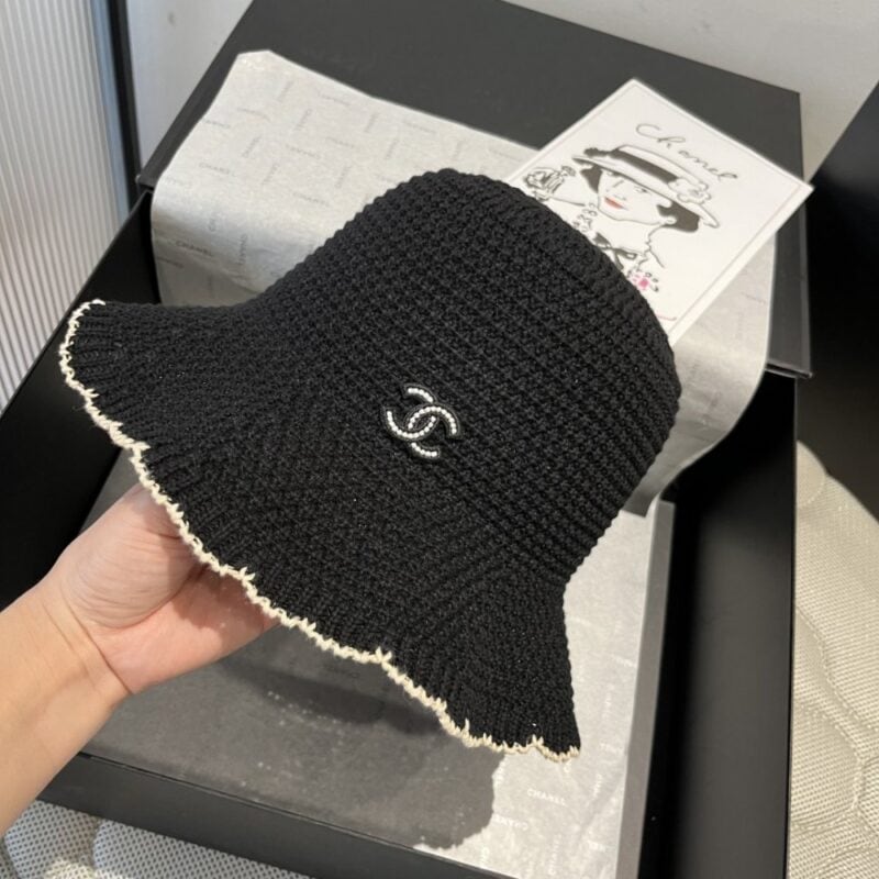 【AT6018】シャネル風 ハンドメイド フィッシャーマンハット ダブルCロゴ フレンチエレガンス 黒アイボリー 帽子 | Chanel Paris
