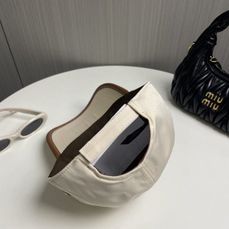 【AT6027】プラダ Prada 2025年春夏コレクション クラシックなフィッシャーマンハット | Prada