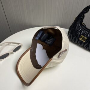 【AT6027】プラダ Prada 2025年春夏コレクション クラシックなフィッシャーマンハット | Prada