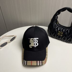 【AT6034】Burberry（バーバリー）クラシックブラックベースボールキャップ | Burberry London