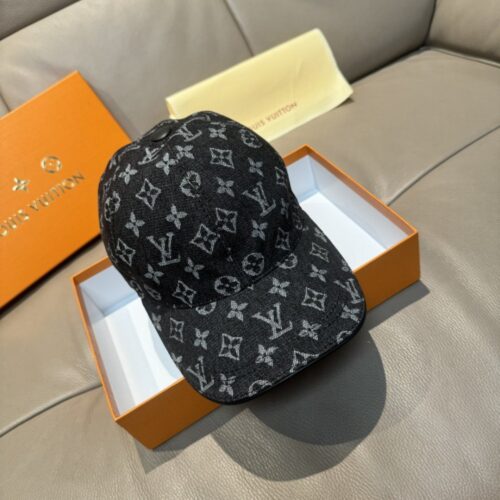 【AT6040】ルイ・ヴィトンのモノグラムジャガードデニムキャップ、贅沢なストリートファッションアクセント！ | Louis Vuitton Paris