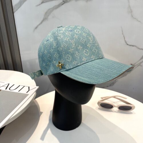 【AT6069】ルイ・ヴィトン デニムブルーキャップ - ストリートファッションの豪華な融合 | LV