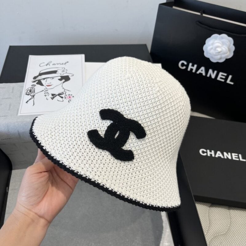 【AT6070】シャネル(CHANEL) 麦わら帽子 - ニット技術とクラシック配色の優雅さ | Chanel