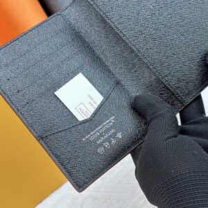 【AT6079】ルイ・ヴィトン×村上隆コラボ パスポートケース カラフルなモノグラム柄 | Louis Vuitton Paris