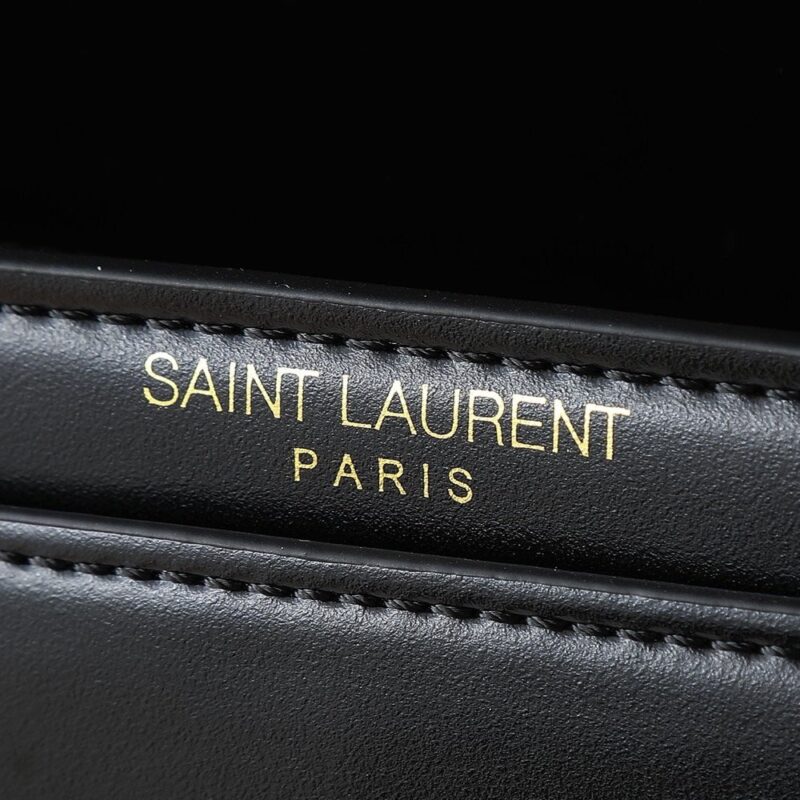 【AT6108】サンローラン（Saint Laurent）ヴォルテールミニクラッチバッグ - エレガントな高級レザーバッグ | YSL