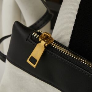 【AT6143】Balenciagaバレンシアガ Cabasトートバッグ - 都会の女性のための贅沢な携帯アート品 | Balenciaga