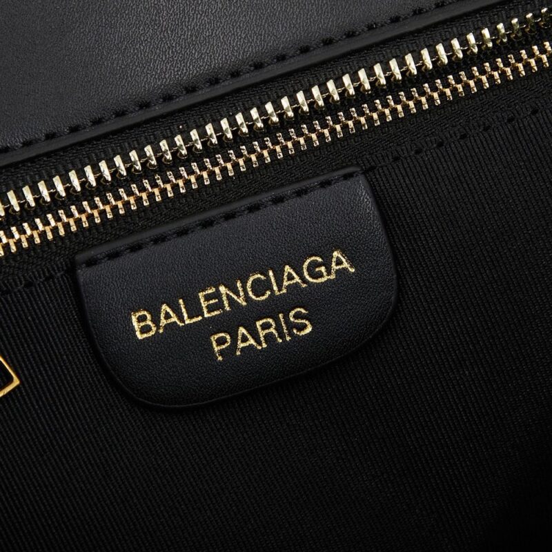 【AT6143】Balenciagaバレンシアガ Cabasトートバッグ - 都会の女性のための贅沢な携帯アート品 | Balenciaga