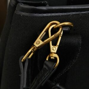 【AT6145】バレンシアガのブラックキャンバストートバッグ - 都市のエレガンスと実用性が融合 | Balenciaga