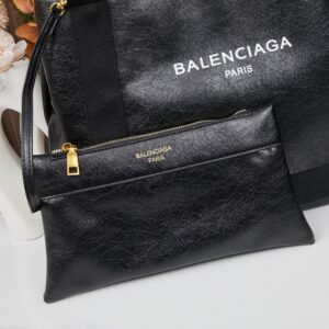 【AT6148】バレンシアガBalenciaga純黒牛革Cabasトートバッグ、上品で洗練されたデザイン、オフィス通勤やビジネスミーティングに最適！ | Balenciaga