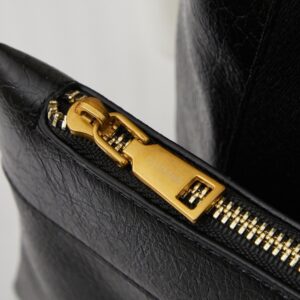 【AT6148】バレンシアガBalenciaga純黒牛革Cabasトートバッグ、上品で洗練されたデザイン、オフィス通勤やビジネスミーティングに最適！ | Balenciaga