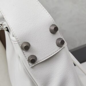 【AT6149】バレンシアガのモーターサイクルバッグ、都市のファッションエネルギーを解放 | Balenciaga