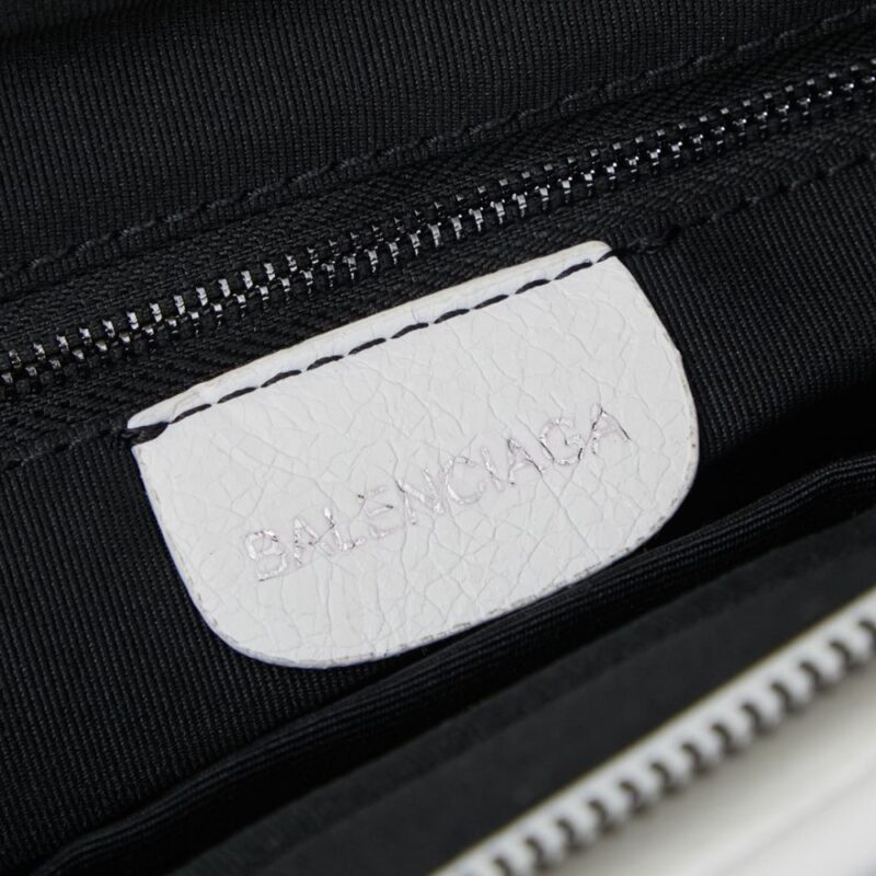 【AT6149】バレンシアガのモーターサイクルバッグ、都市のファッションエネルギーを解放 | Balenciaga