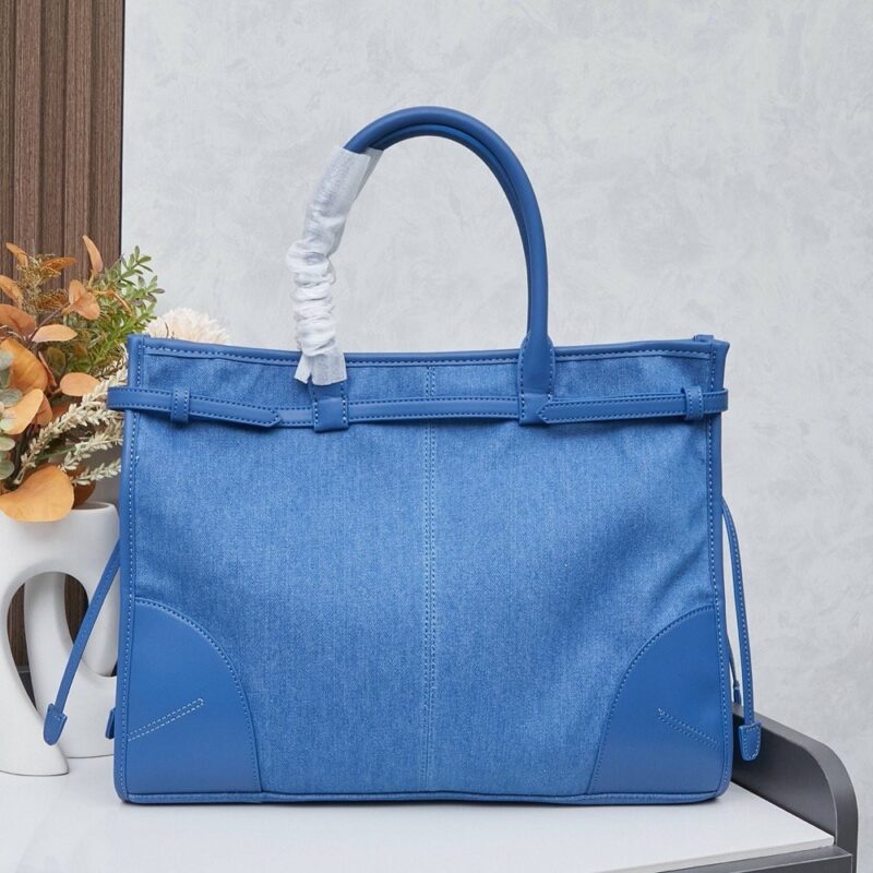 【AT6161】Prada（プラダ）デニム製アンダーアームバッグ、都市女性のための完璧なファッションアイテム | Prada
